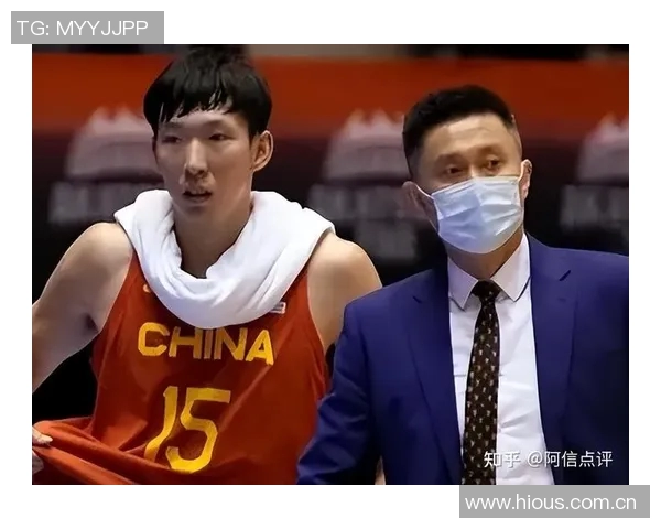 四冠中锋提前备战新赛季展现冠军气质与决心 四冠中锋提前备战新赛季展现冠军气质与决心