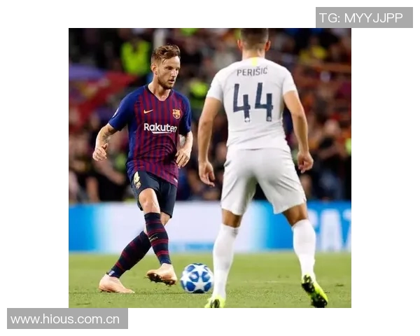 拉菲尼亚在社交媒体上向阿尔巴致敬表达曾共战的荣幸与感激之情