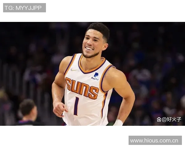 布克半场展现得分能力9投4中贡献14分2板5助表现抢眼 布克半场展现得分能力9投4中贡献14分2板5助表现抢眼