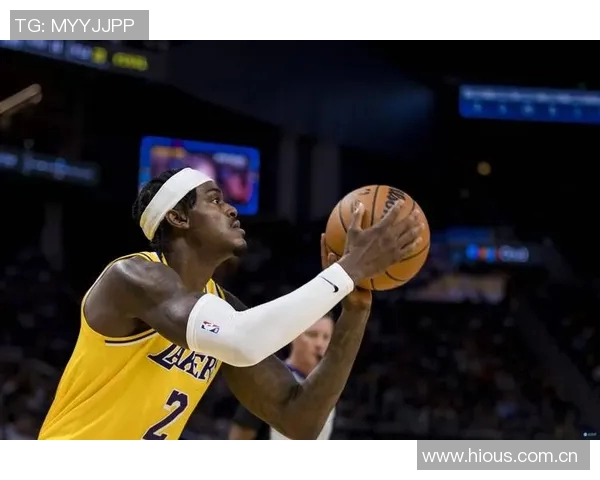 浓眉因小腿伤势缺席对阵雄鹿比赛连续第六场缺阵令人担忧