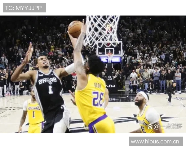 文班亚马两次对阵湖人六犯离场巧合引发热议 文班亚马两次对阵湖人六犯离场巧合引发热议