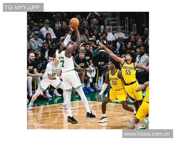 前NBA球员质疑布朗何时能获得认可50分双料MVP带领残阵绿军排第三