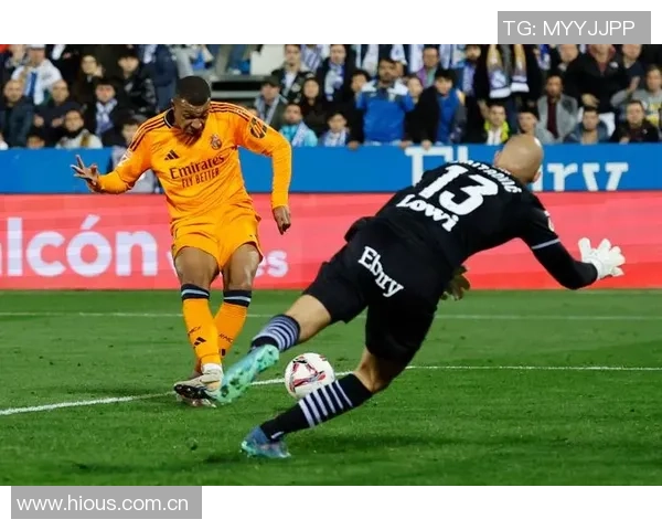 内马尔半场狂奔打破进球荒单刀轻松破门后尽情舞动庆祝